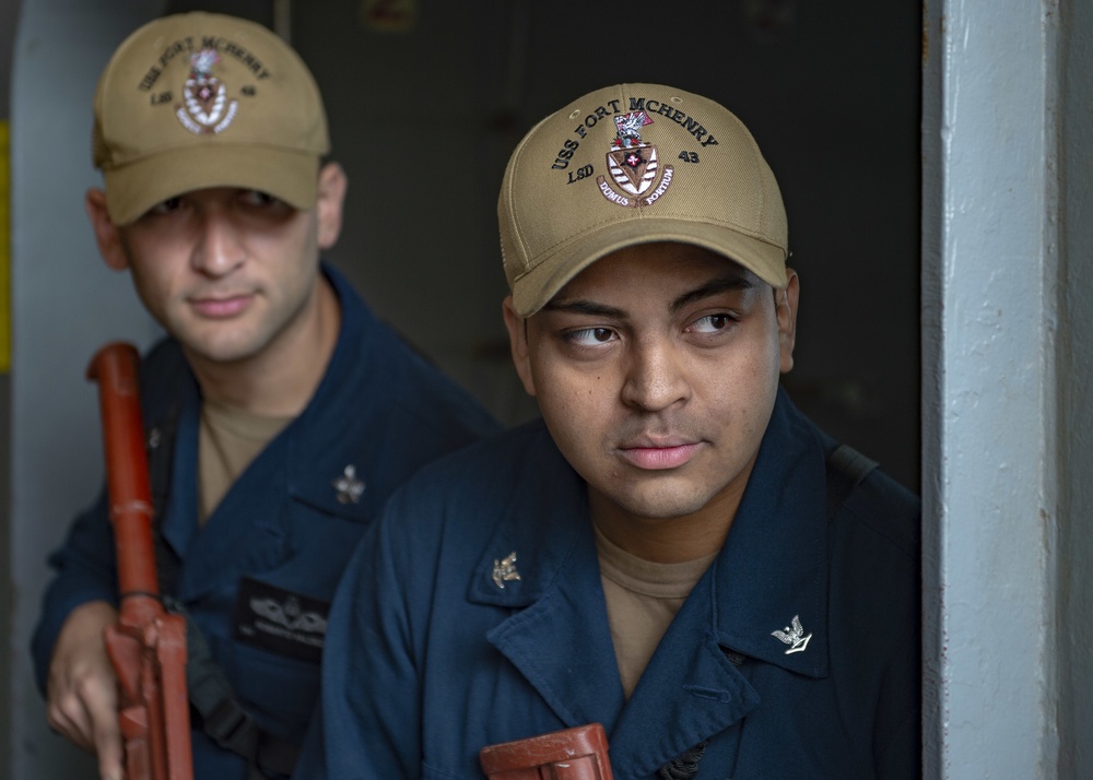 USS Fort McHenry Sailors Participate in Anti-terrorism Training