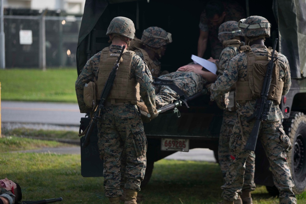 Japanese Amphibious Rapid Deployment Brigade Logistics Battalion trains with Combat Logistics Battalion 31