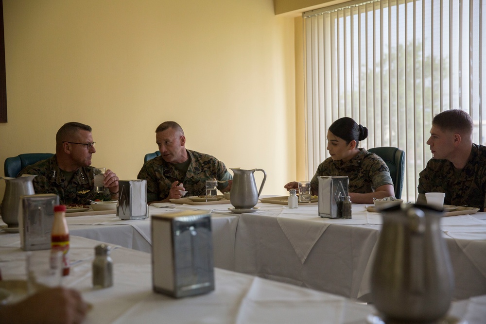 II MEF Commanding General visits SPMAGTF-CR-AF 19.2