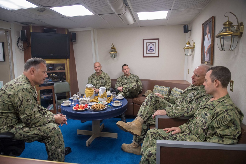 Deputy NAVCENT visits Stockdale during a port visit in Manama, Bahrain