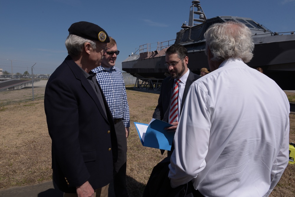 Discussing logistics before a ceremony