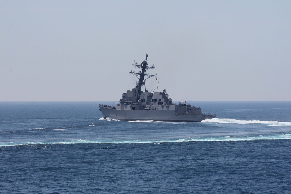 USS Stockdale (DDG 106) maneuvers while transiting the Arabian Gulf