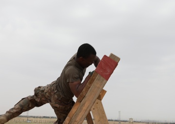 Soldiers Celebrate End of Tour With Mud Run