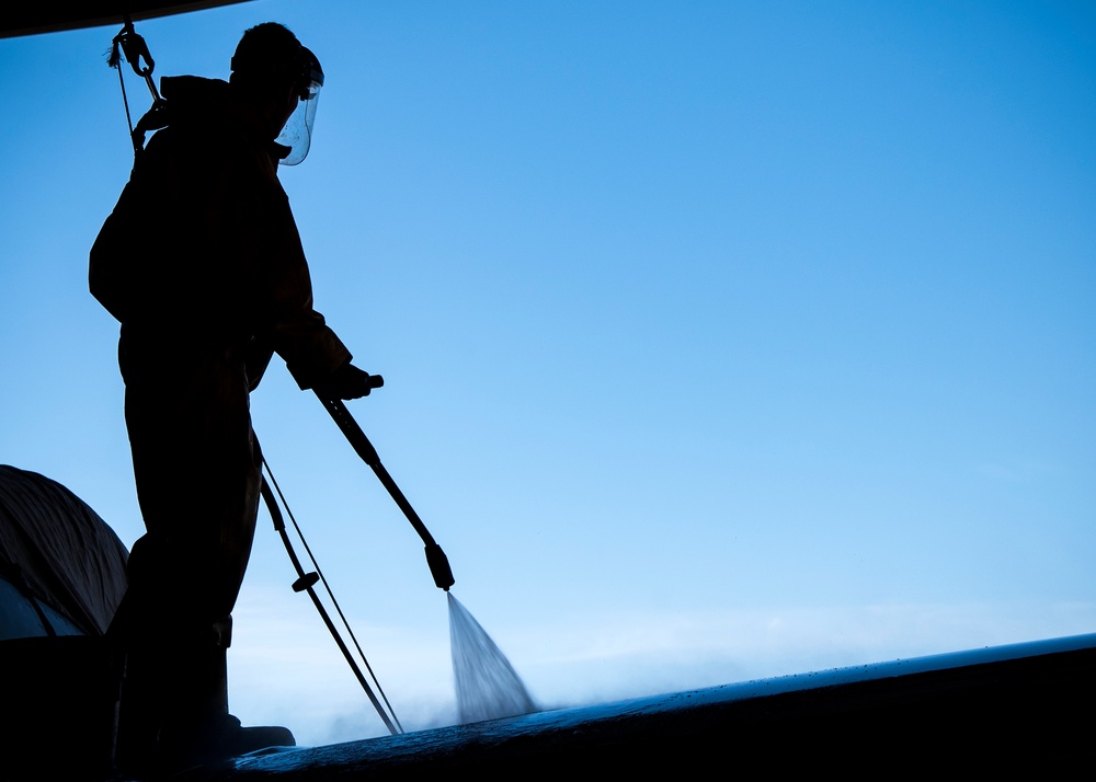 MXG Airmen ensure clean, serviceable ‘Hawgs’