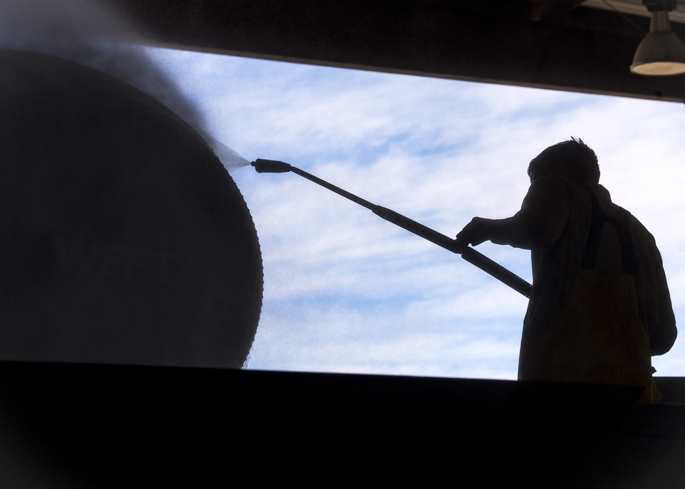 MXG Airmen ensure clean, serviceable ‘Hawgs’