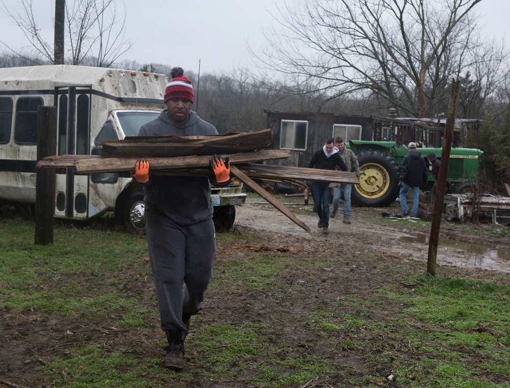 509th SFS defenders volunteer on Vietnam War veteran's farm