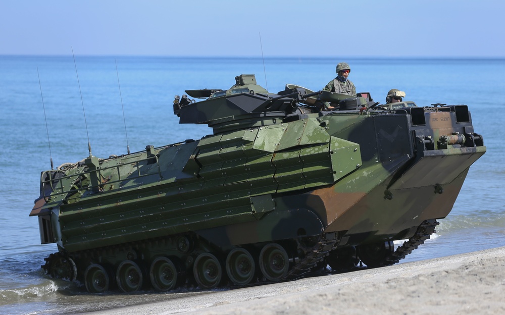 Balikatan 2019: Assault Amphibious Vehicles (AAV) in the Philippines