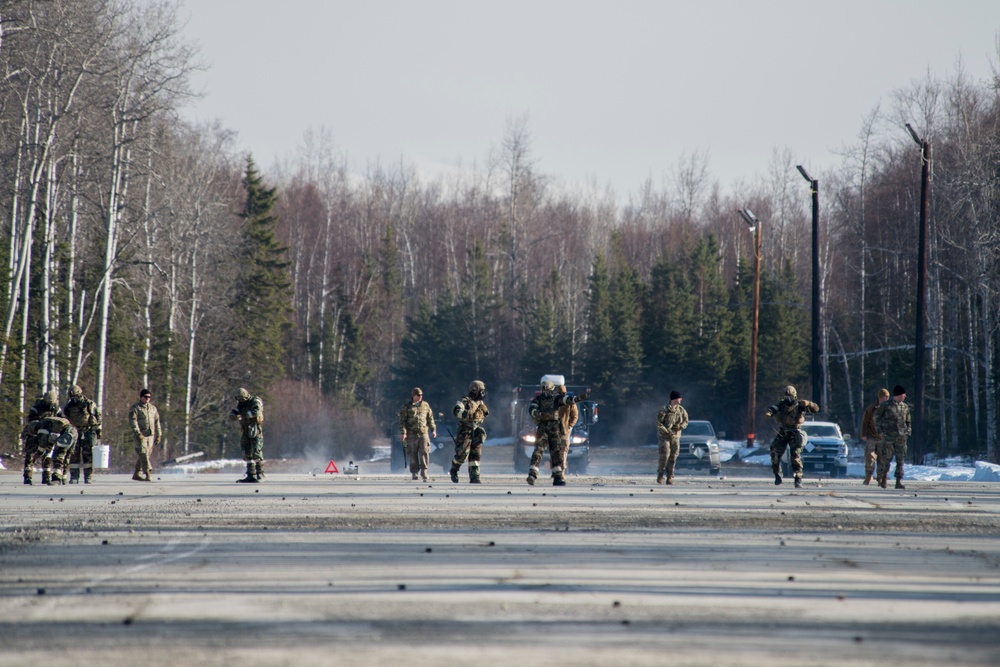EOD Airmen prepare during Polar Force 19-4