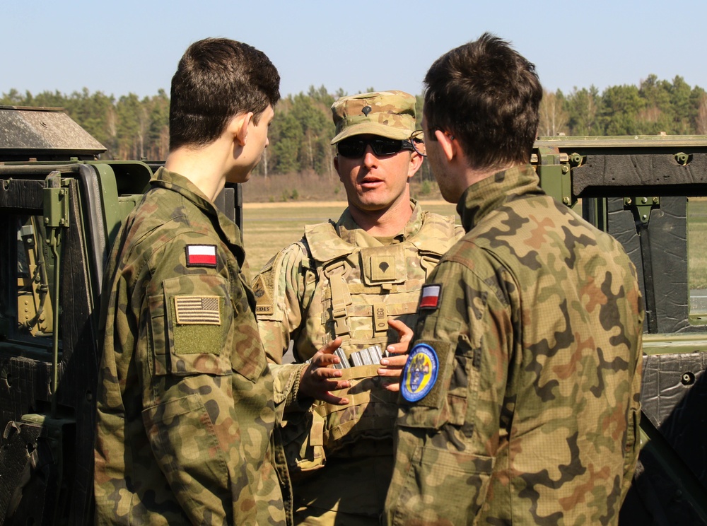Polish cadets meets US Soldiers