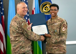 CJTF-HOA U.S. Air Force Airman earns U.S. Navy EIWS