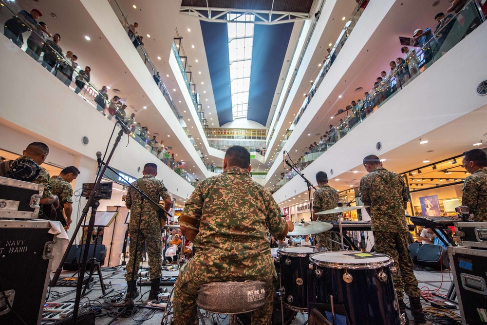 Navy Band Performs with Malaysian Army as part of Pacific Partnership 2019