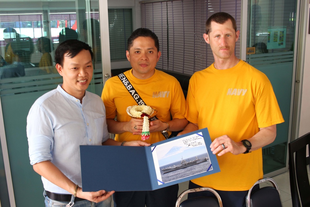 Sailors volunteer in the Thailand community during a U.S. 7th Fleet Flagship USS Blue Ridge community relations event in Pattaya, Thailand.