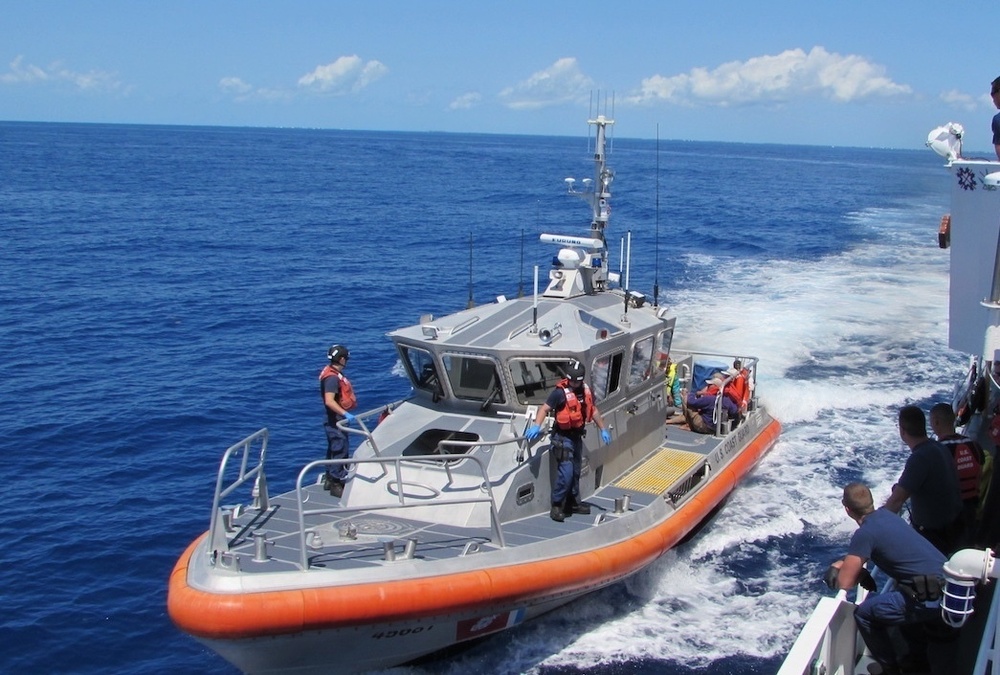 Coast Guard interdicts 10 illegal Cuban Migrants 20 miles south of Matecumbe Key