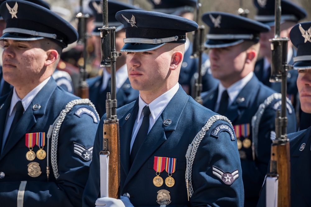 Republic of Korea Minister of National Defense Jeong Kyeong-doo Participates in an Armed Forces Full Honors Wreath-Laying Ceremony at the Tomb of the Unknown Soldier