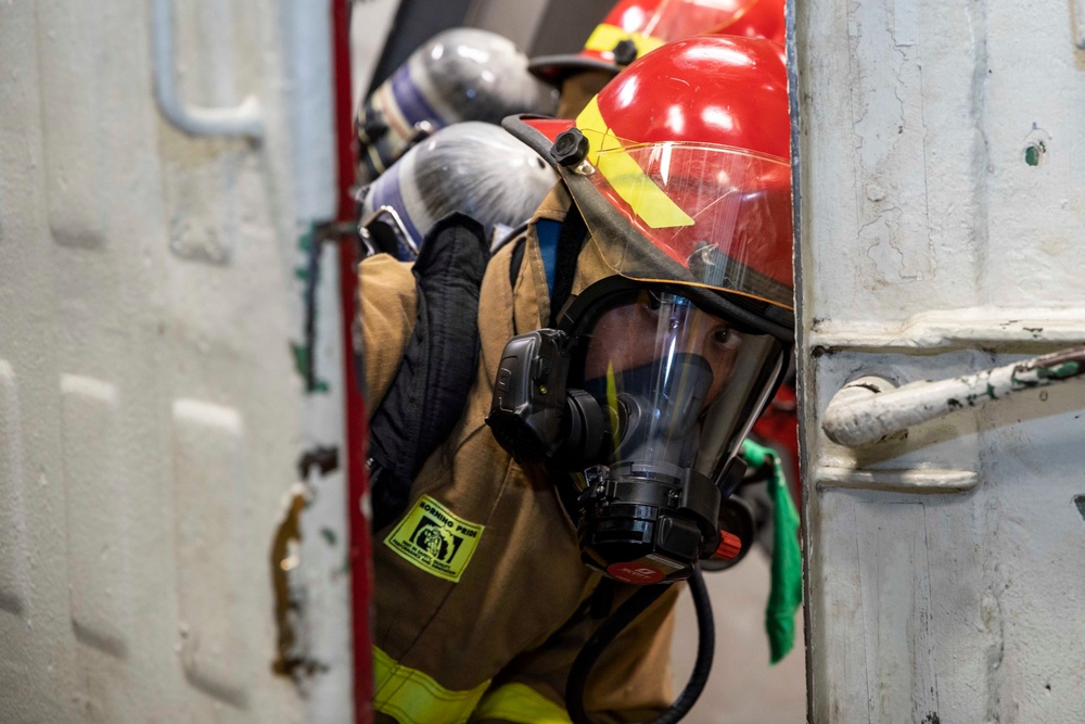 Sailors participate in Damage Control Exercise