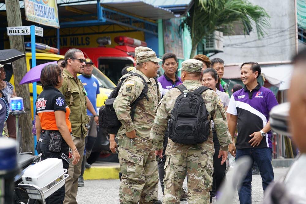 Hawaii National Guard State Partnership Program participates disaster exercise in Quezon City.