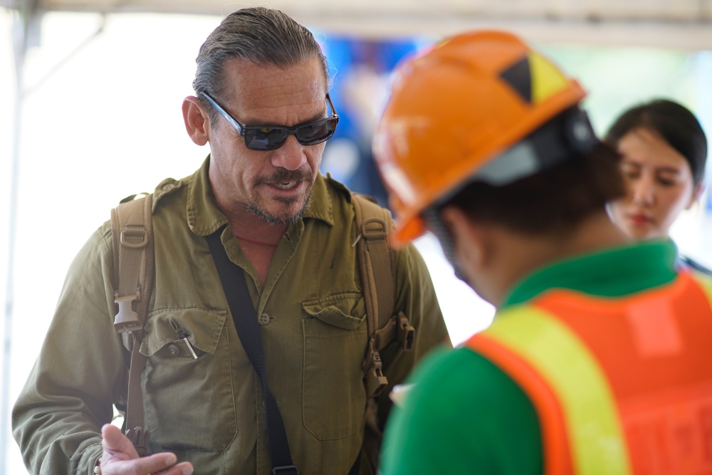 Hawaii National Guard State Partnership Program participates disaster exercise in Quezon City.