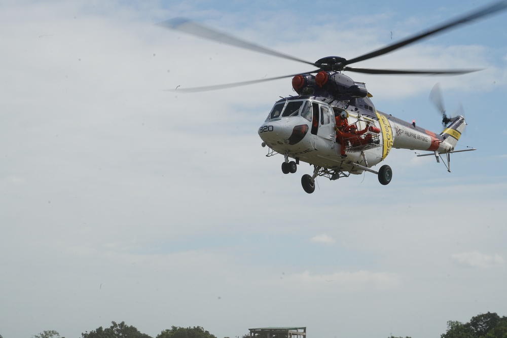 Hawaii National Guard State Partnership Program participates disaster exercise in Quezon City.