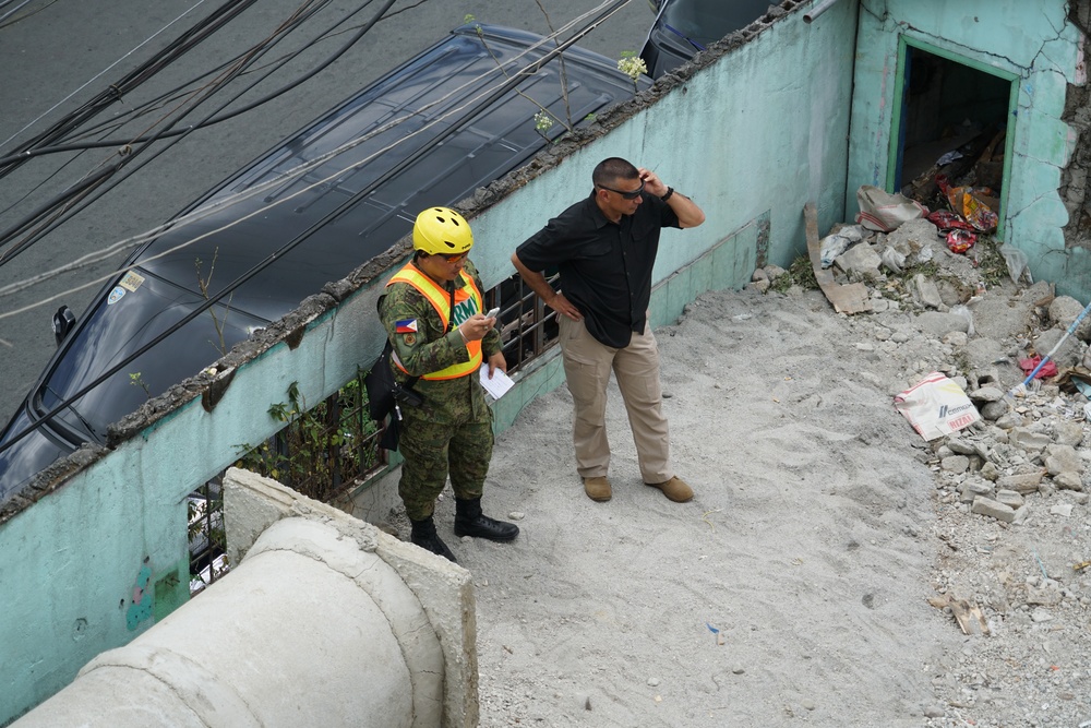 Hawaii National Guard State Partnership Program participates disaster exercise in Quezon City.