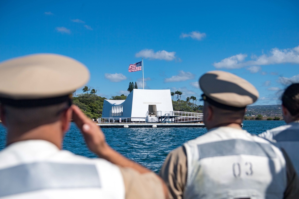 USS Zumwalt Sailors visit USS Arizona