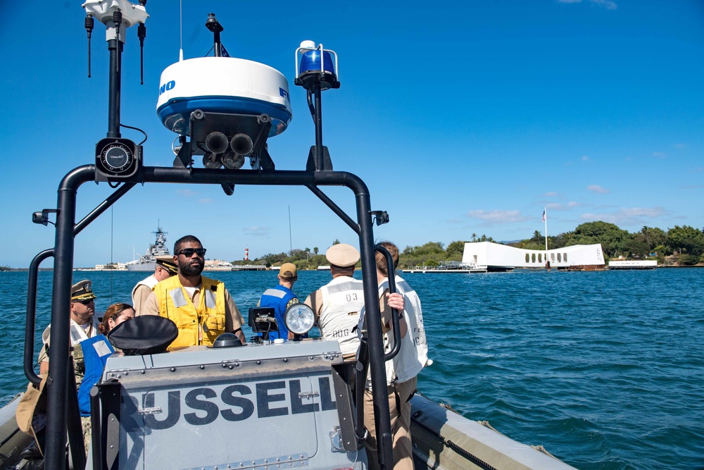 USS Zumwalt Sailors visit USS Arizona