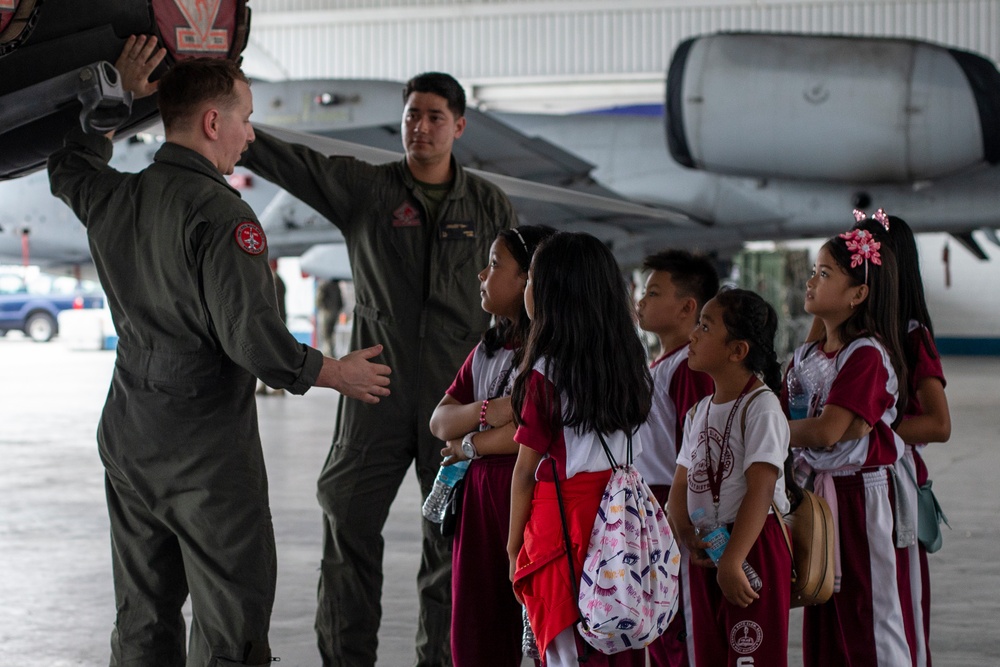 Balikatan 2019: Marines and Airmen get shoulder to shoulder with the local community