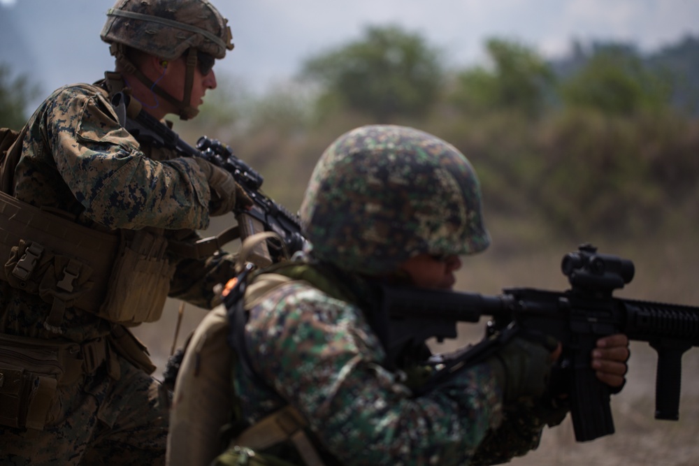 Balikatan 2019: Marines participate in Combined Arms Live-Fire at CERAB