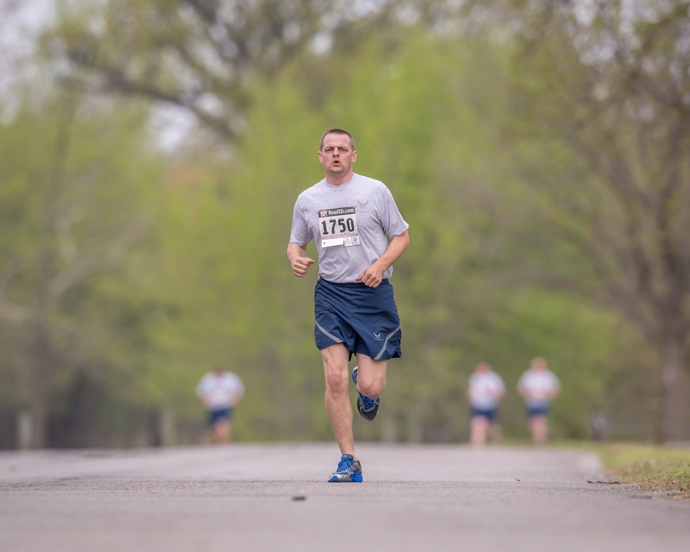 138th Fighter Wing Airmen perform annual physical fitness test