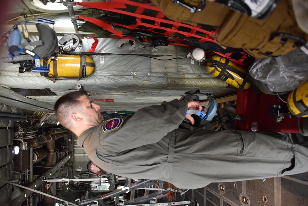 142nd  Aeromed Training in Flight