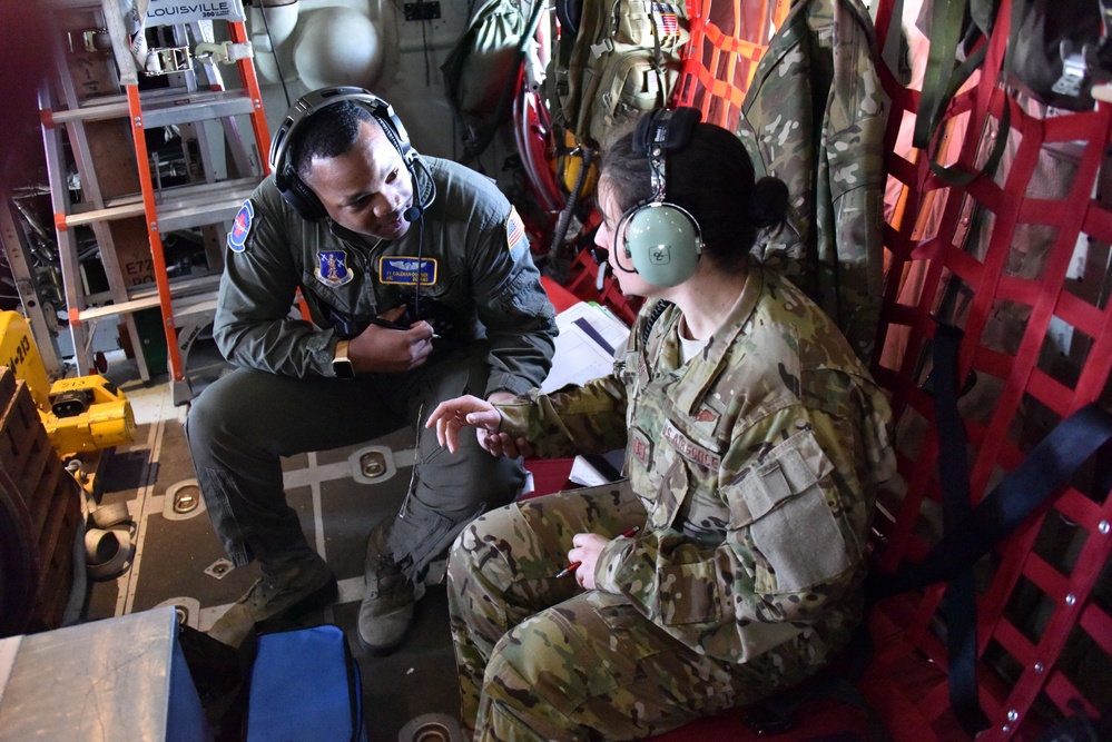 142nd  Aeromed Training in Flight