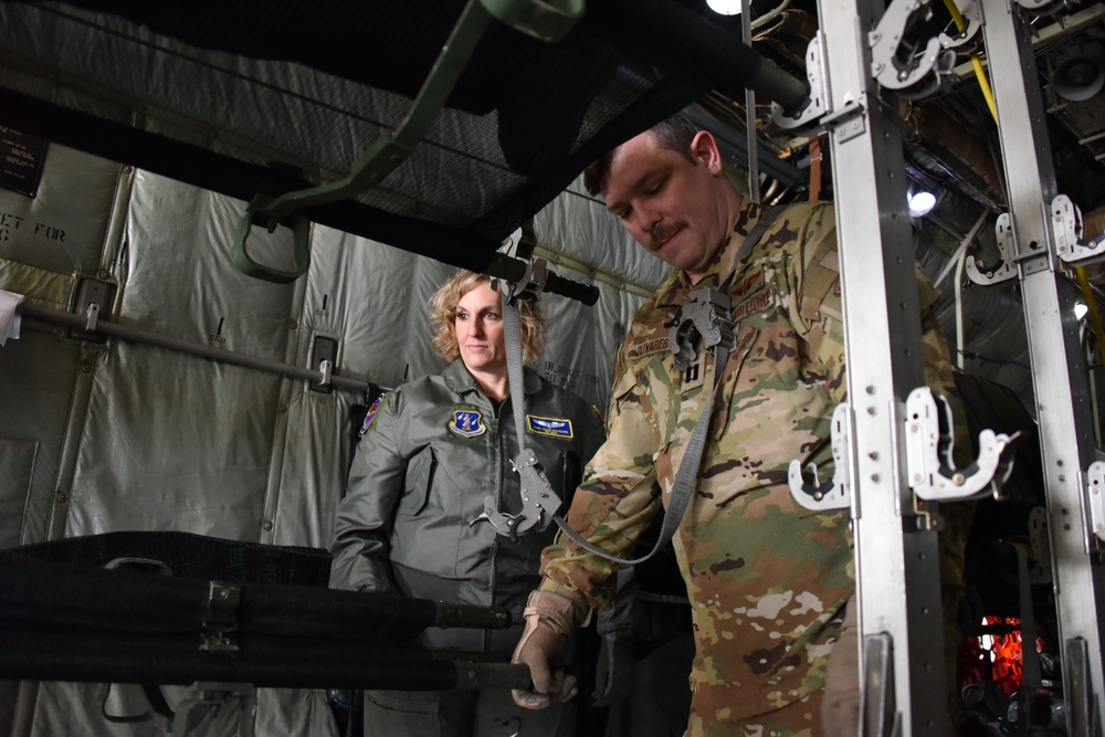 142nd  Aeromed Training in Flight