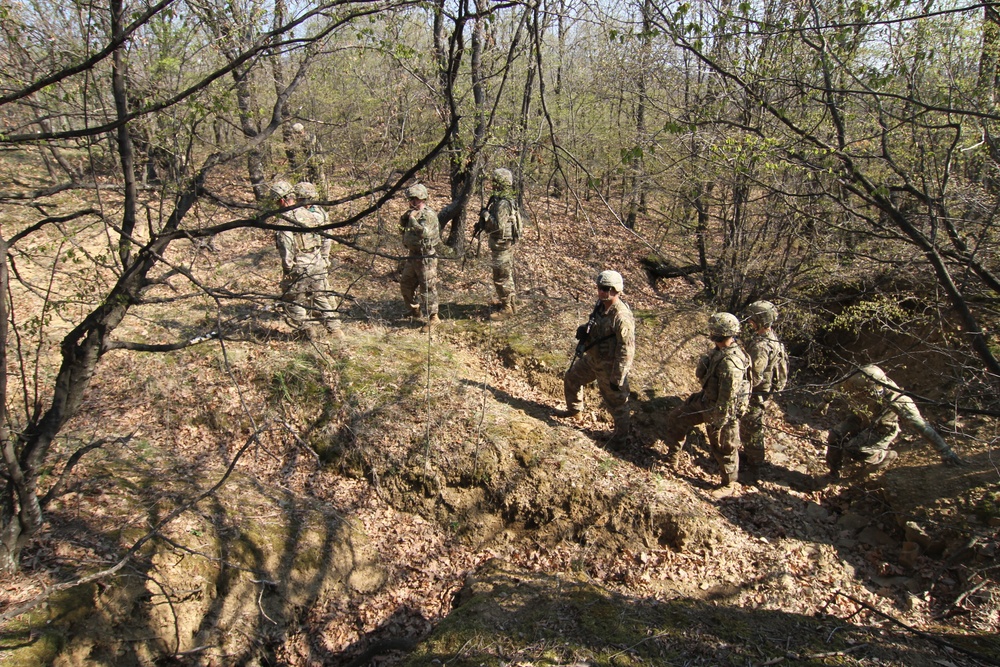 Alpha Company, 1-16th Infantry conducts team live-fire training