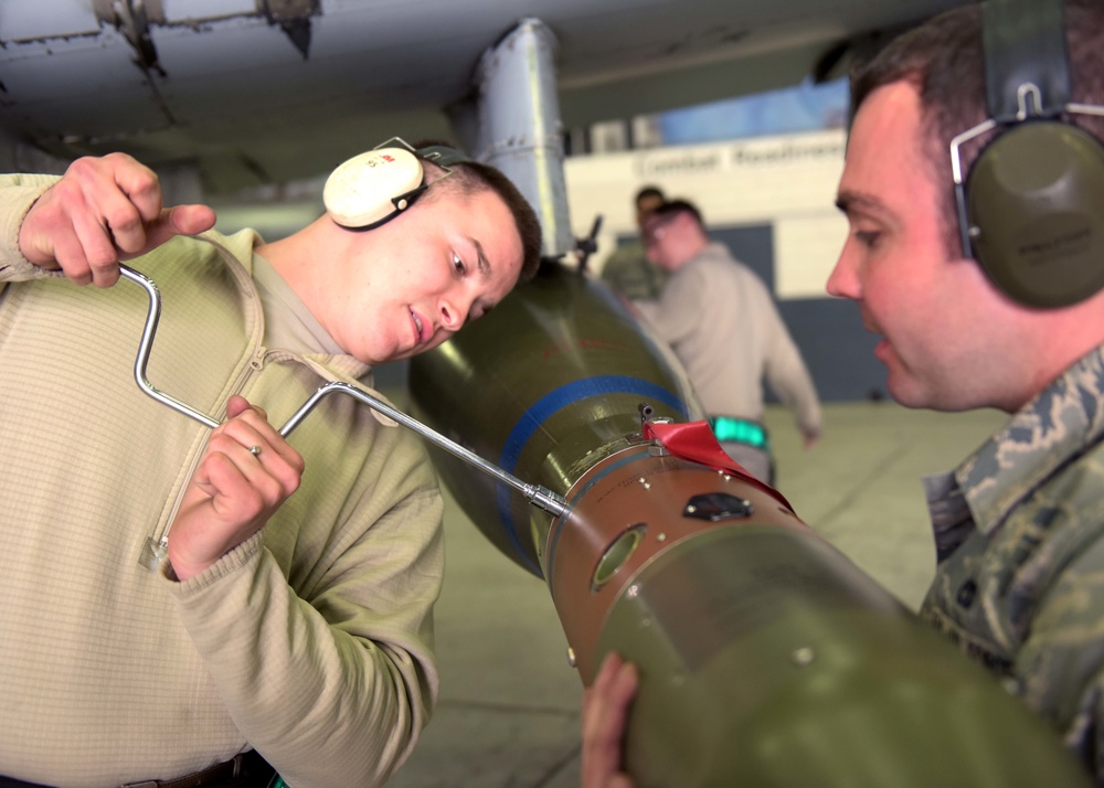 51st AMXS Conducts Weapons Load Crew Competition