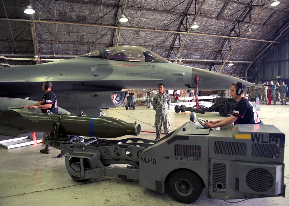 51st AMXS Conducts Weapons Load Crew Competition