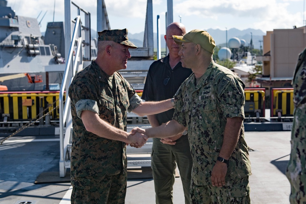 USS Zumwalt Open for Tours