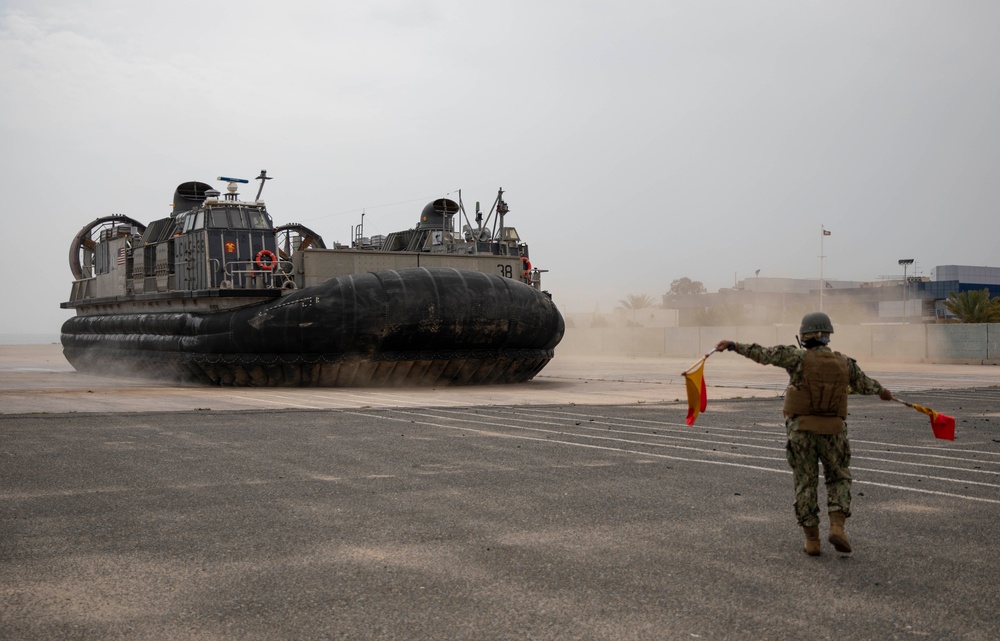 22nd MEU arrives for MEUEX