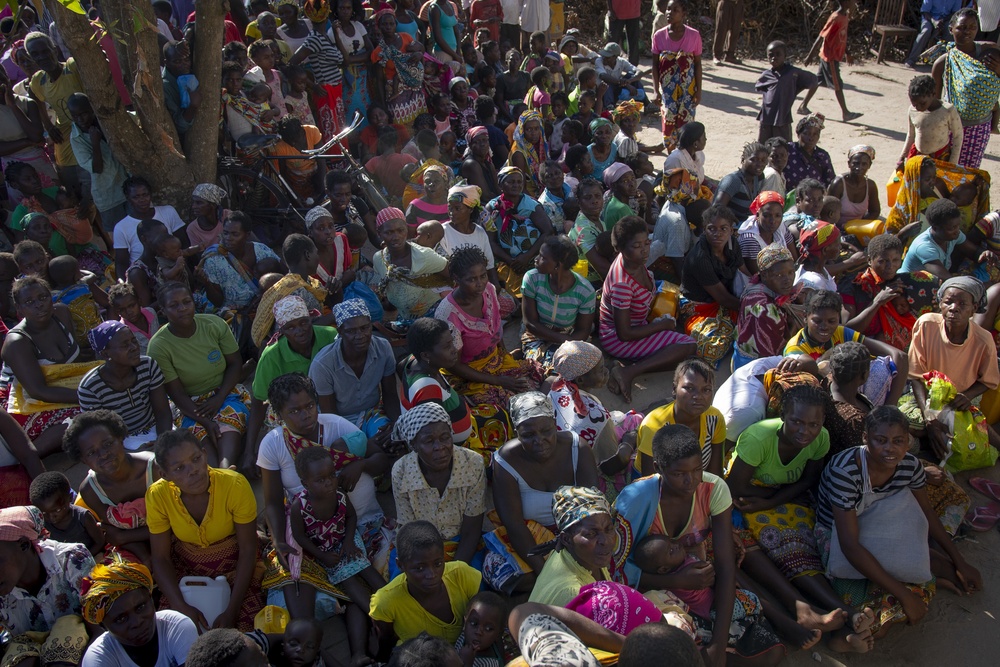 Food Distribution in Nhagau, Mozambique after Cyclone Idai
