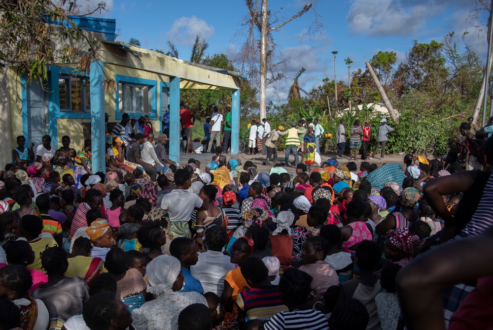 Food Distribution in Nhagau, Mozambique after Cyclone Idai