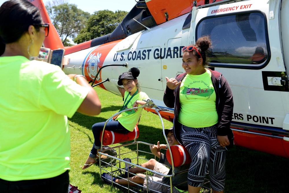 Coast Guard participates in DARE Day on Molokai