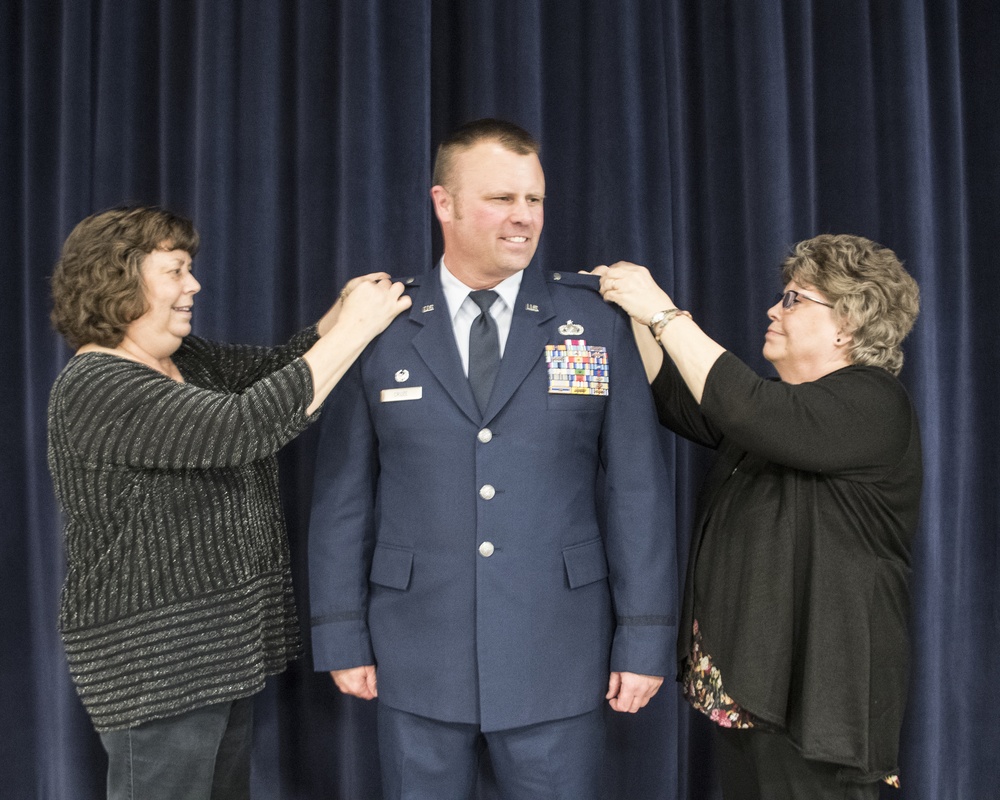 Maj. Cruze is promoted to Lt. Col.
