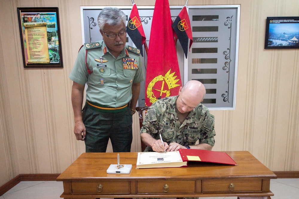 PP19 Mission Commander visits Malaysian Army’s 1st Infantry Division HQ