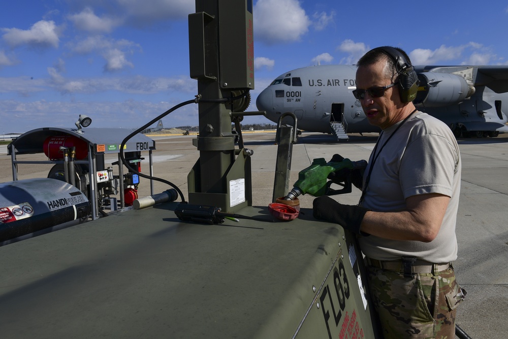 Flood light refuel