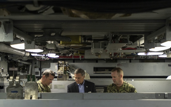 JWR Tour with Assistant Secretary of the Navy