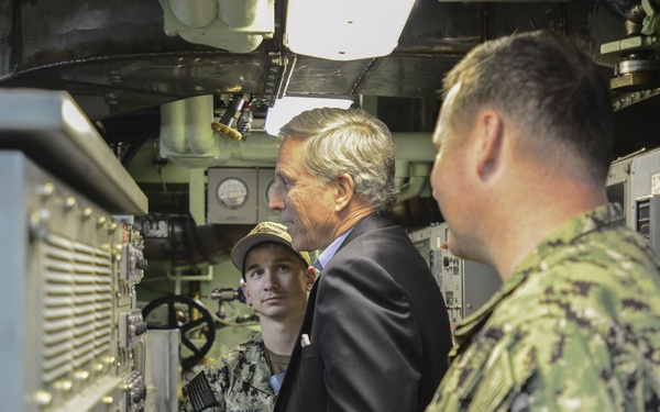 JWR Tour with Assistant Secretary of the Navy