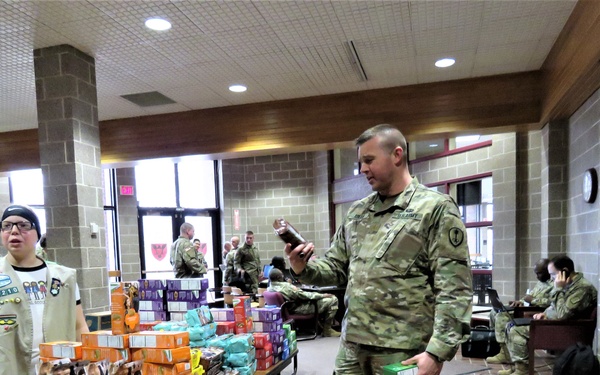 Minnesota Girl Scouts deliver cookies to troops at Fort McCoy