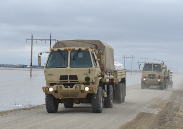 N.D. Army Guard continues flood fight with QRF sandbag deliveries in Cass County