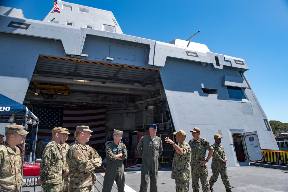 USS Zumwalt Welcomes U.S. Indo-Pacific Command