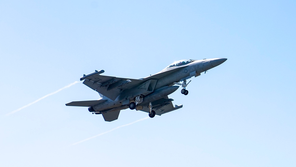 &quot;Lancers&quot; of Electronic Attack Squadron (VAQ) 131 Participate in FCLP Training Exercise