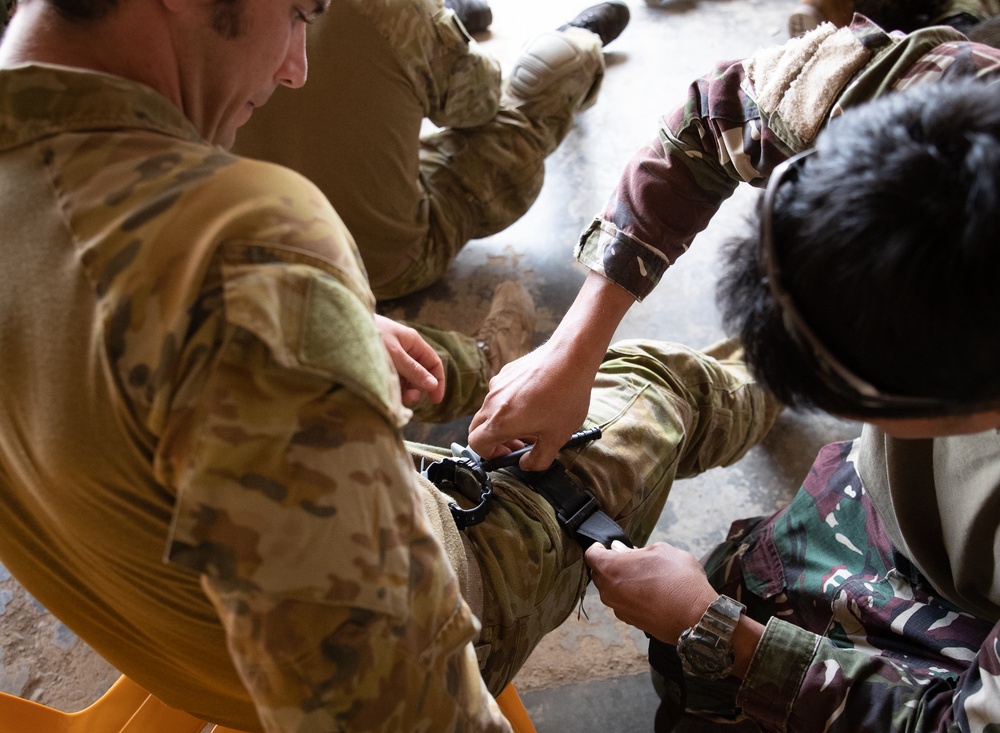 Multi-National Special Operation Forces Work Shoulder to Shoulder in Joint Training Exchange