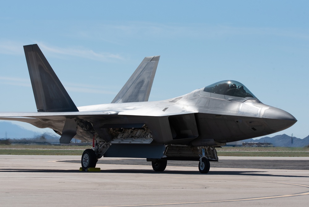 F-22 Demo Team: Thunder &amp; Lightning Over Arizona
